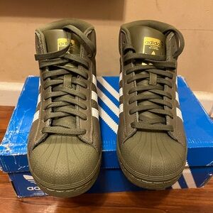 Adidas Originals Sneakers